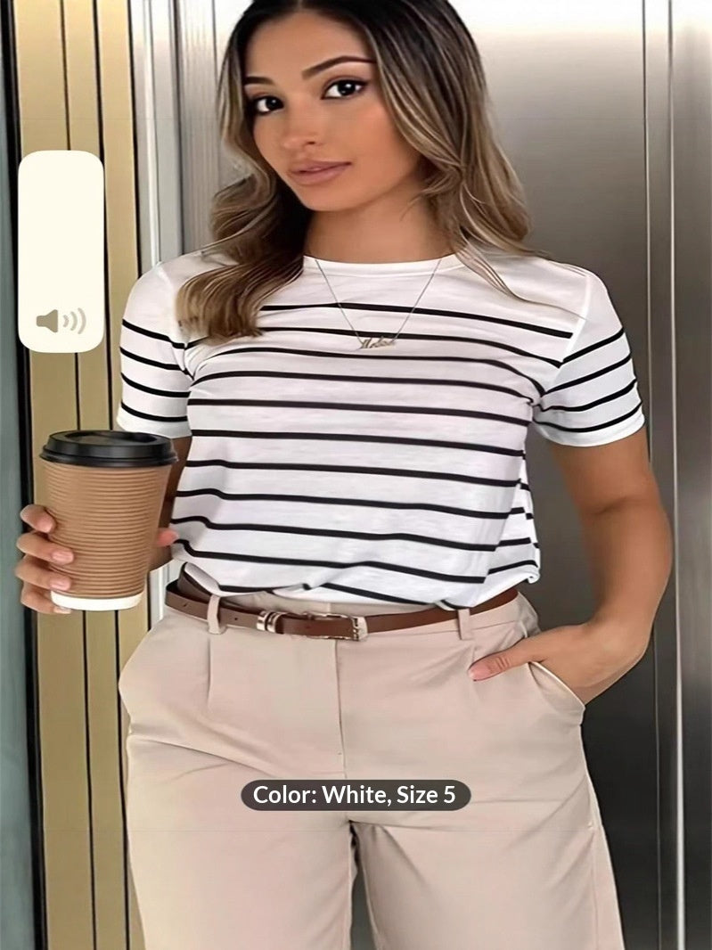 تيشيرت نسائي بأكمام قصيرة مخططة وياقة دائرية