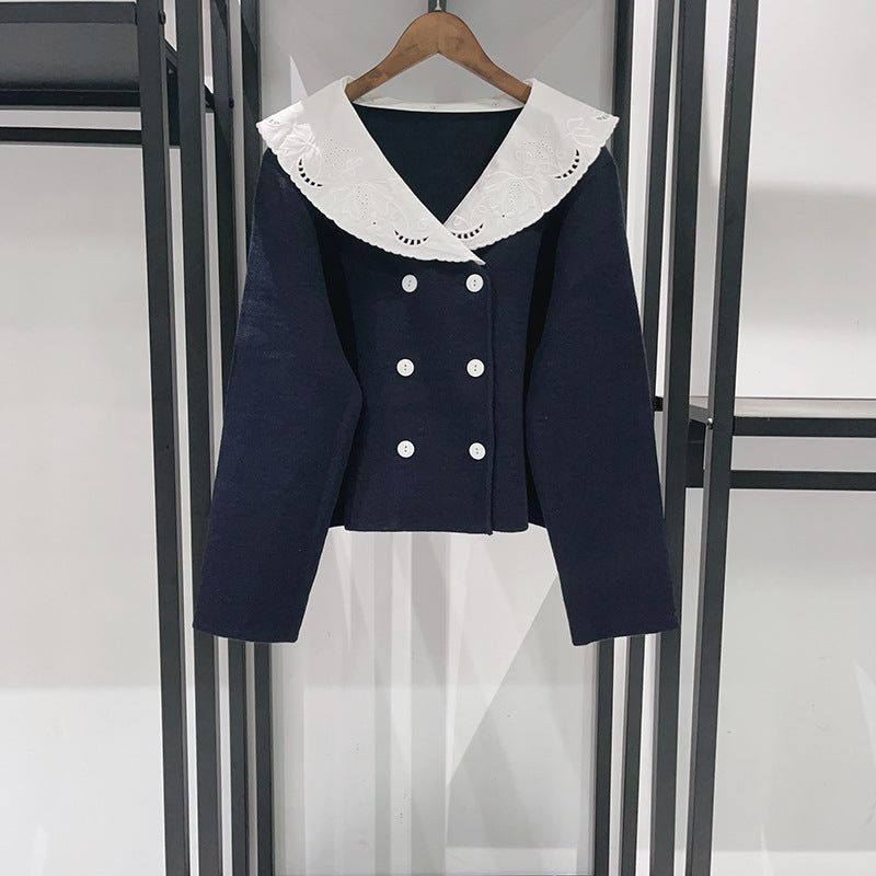 Women's Fashion Embroidered Hollow-Out Lace Knitted Coat