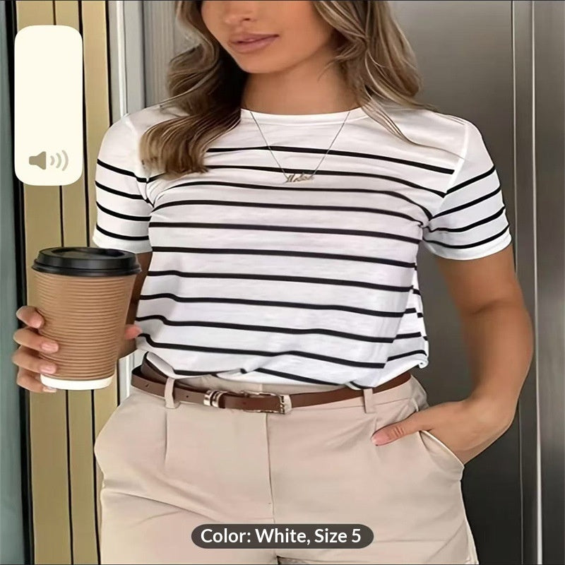 تيشيرت نسائي بأكمام قصيرة مخططة وياقة دائرية